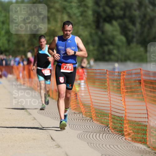 07.09.2025 - 19. Norderstedt Triathlon Michael Strokosch http://msf.ph/oto/8823585 07.09.2025 12:14:38 Laufen 775, 1332 meine-sportfotos.de