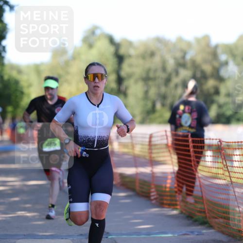 07.09.2025 - 19. Norderstedt Triathlon Michael Strokosch http://msf.ph/oto/8823626 07.09.2025 16:10:41 Laufen 448, 460, 485, 490, 1071 meine-sportfotos.de
