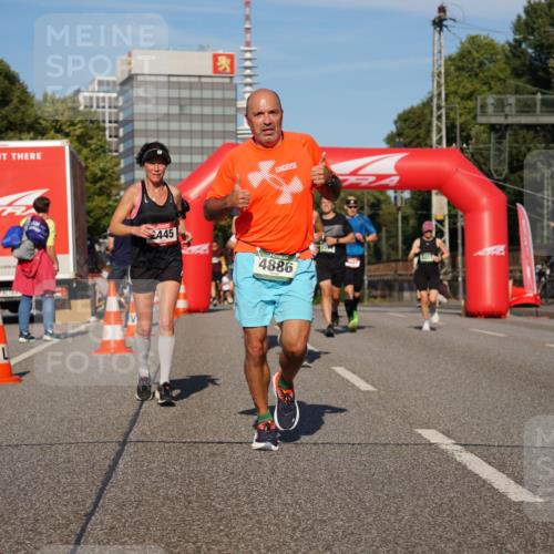 07.09.2025 - BARMER Alsterlauf Yannick Fuchs http://msf.ph/oto/8823642 07.09.2025 09:47:53 Laufen 445, 4886 meine-sportfotos.de