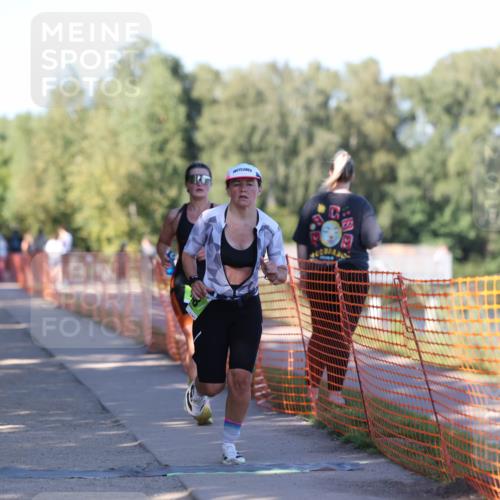 07.09.2025 - 19. Norderstedt Triathlon Michael Strokosch http://msf.ph/oto/8823658 07.09.2025 16:10:47 Laufen 448, 460, 490 meine-sportfotos.de