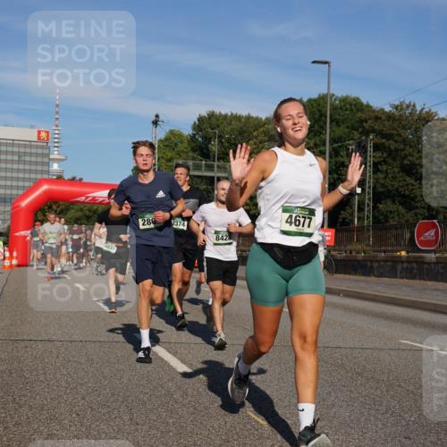 07.09.2025 - BARMER Alsterlauf Yannick Fuchs http://msf.ph/oto/8823708 07.09.2025 09:47:56 Laufen 4839, 280, 2374, 8428, 4677 meine-sportfotos.de