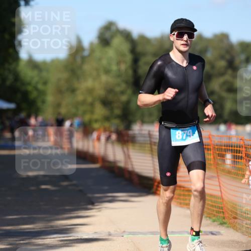 07.09.2025 - 19. Norderstedt Triathlon Michael Strokosch http://msf.ph/oto/8823719 07.09.2025 15:17:23 Laufen 879, 1029 meine-sportfotos.de