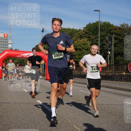 07.09.2025 - BARMER Alsterlauf Yannick Fuchs http://msf.ph/oto/8823720 07.09.2025 09:47:57 Laufen 4839, 2800, 8428 meine-sportfotos.de