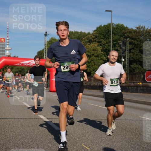 07.09.2025 - BARMER Alsterlauf Yannick Fuchs http://msf.ph/oto/8823724 07.09.2025 09:47:57 Laufen 4839, 286, 8428 meine-sportfotos.de