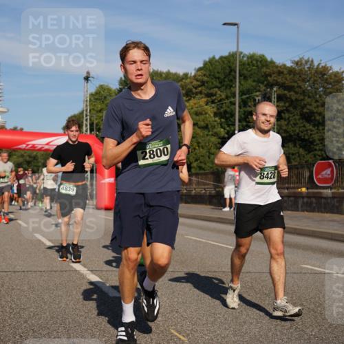 07.09.2025 - BARMER Alsterlauf Yannick Fuchs http://msf.ph/oto/8823731 07.09.2025 09:47:57 Laufen 4839, 2800, 8428 meine-sportfotos.de