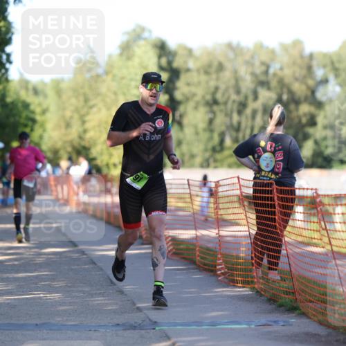 07.09.2025 - 19. Norderstedt Triathlon Michael Strokosch http://msf.ph/oto/8823778 07.09.2025 16:11:14 Laufen 491, 950 meine-sportfotos.de