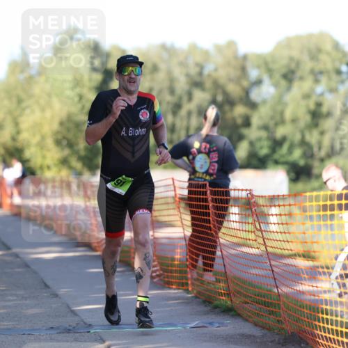 07.09.2025 - 19. Norderstedt Triathlon Michael Strokosch http://msf.ph/oto/8823787 07.09.2025 16:11:15 Laufen 491, 950, 1481 meine-sportfotos.de