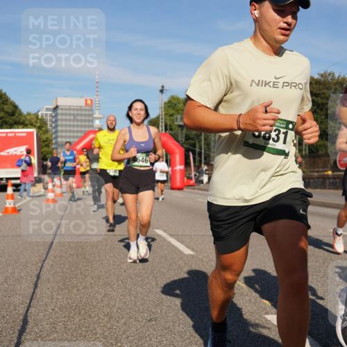 07.09.2025 - BARMER Alsterlauf Yannick Fuchs http://msf.ph/oto/8823834 07.09.2025 09:48:06 Laufen 646, 831, 36, 3048 meine-sportfotos.de