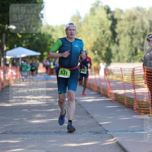 07.09.2025 - 19. Norderstedt Triathlon Michael Strokosch http://msf.ph/oto/8823864 07.09.2025 16:11:31 Laufen 531, 552 meine-sportfotos.de