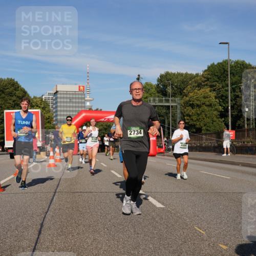 07.09.2025 - BARMER Alsterlauf Yannick Fuchs http://msf.ph/oto/8823873 07.09.2025 09:48:09 Laufen 362, 5430, 6330, 2734, 4894 meine-sportfotos.de
