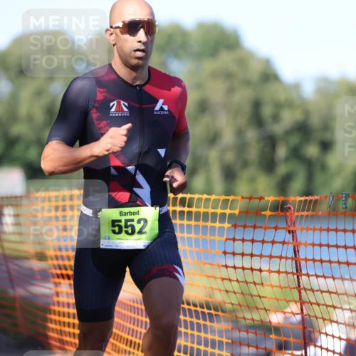 07.09.2025 - 19. Norderstedt Triathlon Michael Strokosch http://msf.ph/oto/8823875 07.09.2025 16:11:36 Laufen 531, 552 meine-sportfotos.de