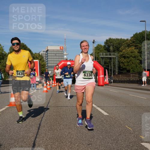 07.09.2025 - BARMER Alsterlauf Yannick Fuchs http://msf.ph/oto/8823899 07.09.2025 09:48:11 Laufen 5430, 8129, 6330 meine-sportfotos.de
