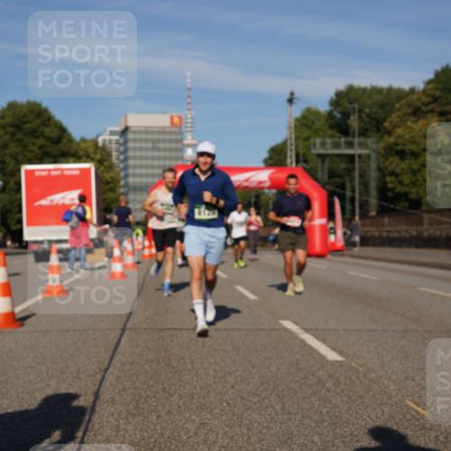 07.09.2025 - BARMER Alsterlauf Yannick Fuchs http://msf.ph/oto/8823905 07.09.2025 09:48:13 Laufen  meine-sportfotos.de