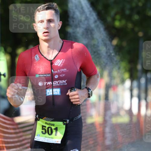 07.09.2025 - 19. Norderstedt Triathlon Michael Strokosch http://msf.ph/oto/8823906 07.09.2025 16:11:56 Laufen 492, 498, 501 meine-sportfotos.de
