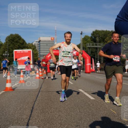 07.09.2025 - BARMER Alsterlauf Yannick Fuchs http://msf.ph/oto/8823932 07.09.2025 09:48:15 Laufen 3494, 5412 meine-sportfotos.de