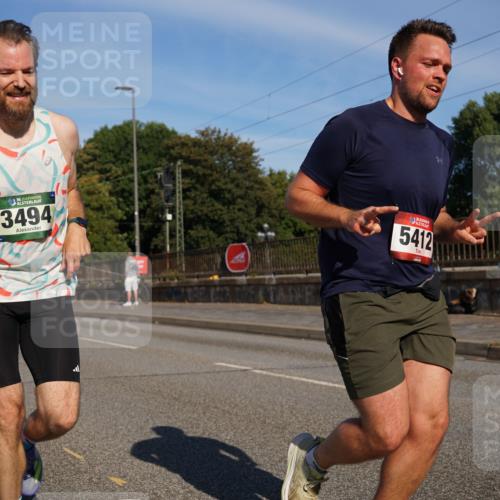 07.09.2025 - BARMER Alsterlauf Yannick Fuchs http://msf.ph/oto/8823942 07.09.2025 09:48:16 Laufen 3949, 36, 3494, 36, 5412 meine-sportfotos.de