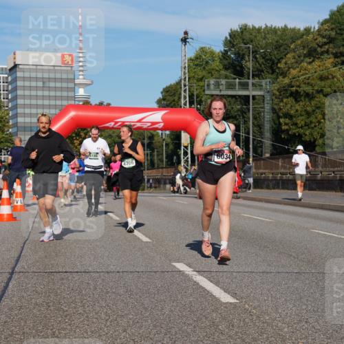 07.09.2025 - BARMER Alsterlauf Yannick Fuchs http://msf.ph/oto/8823979 07.09.2025 09:48:21 Laufen 6186, 6034, 4706 meine-sportfotos.de