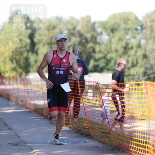 07.09.2025 - 19. Norderstedt Triathlon Michael Strokosch http://msf.ph/oto/8823990 07.09.2025 16:12:33 Laufen 466, 483, 504, 1485, 1495 meine-sportfotos.de