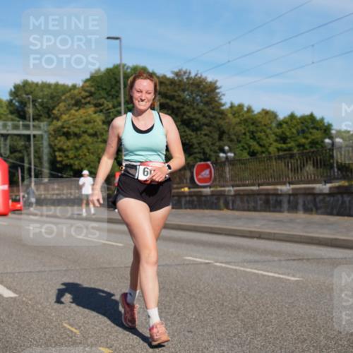 07.09.2025 - BARMER Alsterlauf Yannick Fuchs http://msf.ph/oto/8824003 07.09.2025 09:48:22 Laufen 4706, 6 meine-sportfotos.de
