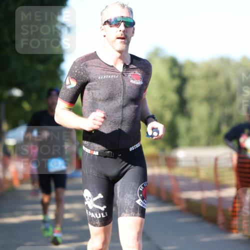 07.09.2025 - 19. Norderstedt Triathlon Michael Strokosch http://msf.ph/oto/8824014 07.09.2025 16:12:41 Laufen 466, 483, 1415, 1495 meine-sportfotos.de