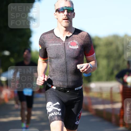 07.09.2025 - 19. Norderstedt Triathlon Michael Strokosch http://msf.ph/oto/8824015 07.09.2025 16:12:41 Laufen 466, 483, 1415, 1495 meine-sportfotos.de