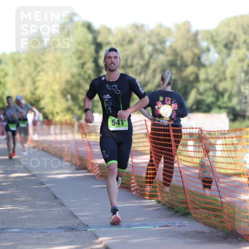 07.09.2025 - 19. Norderstedt Triathlon Michael Strokosch http://msf.ph/oto/8824046 07.09.2025 16:12:52 Laufen 513, 518, 541, 897 meine-sportfotos.de