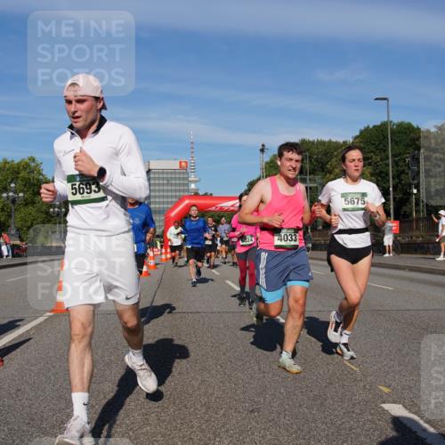 07.09.2025 - BARMER Alsterlauf Yannick Fuchs http://msf.ph/oto/8824088 07.09.2025 09:48:28 Laufen 5693, 5024, 4033, 5675 meine-sportfotos.de