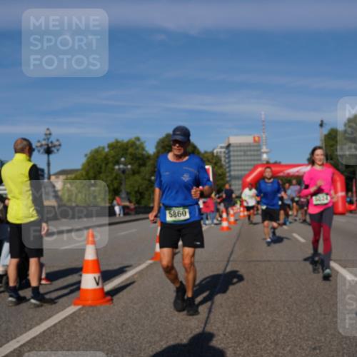 07.09.2025 - BARMER Alsterlauf Yannick Fuchs http://msf.ph/oto/8824094 07.09.2025 09:48:29 Laufen 5024, 5860 meine-sportfotos.de