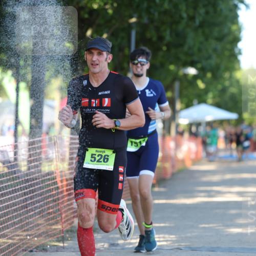 07.09.2025 - 19. Norderstedt Triathlon Michael Strokosch http://msf.ph/oto/8824116 07.09.2025 16:13:14 Laufen 526, 887, 927, 930, 1429, 1511 meine-sportfotos.de