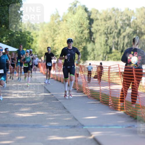 07.09.2025 - 19. Norderstedt Triathlon Michael Strokosch http://msf.ph/oto/8824129 07.09.2025 16:13:23 Laufen 537, 932, 1080 meine-sportfotos.de