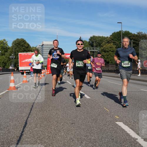 07.09.2025 - BARMER Alsterlauf Yannick Fuchs http://msf.ph/oto/8824130 07.09.2025 09:48:33 Laufen 2330, 3512, 3005, 2341, 3259, 2151 meine-sportfotos.de