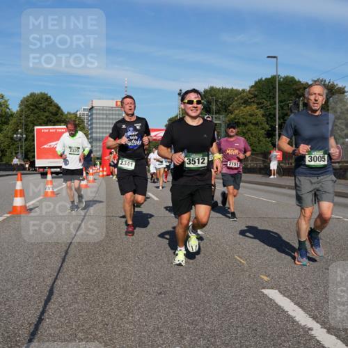 07.09.2025 - BARMER Alsterlauf Yannick Fuchs http://msf.ph/oto/8824136 07.09.2025 09:48:33 Laufen 2320, 2341, 3512, 3005, 2151 meine-sportfotos.de