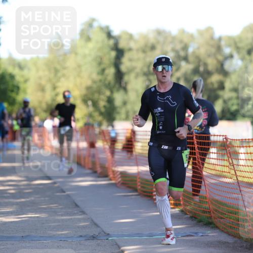 07.09.2025 - 19. Norderstedt Triathlon Michael Strokosch http://msf.ph/oto/8824148 07.09.2025 16:13:26 Laufen 457, 529, 537, 543, 932, 1080, 1422 meine-sportfotos.de