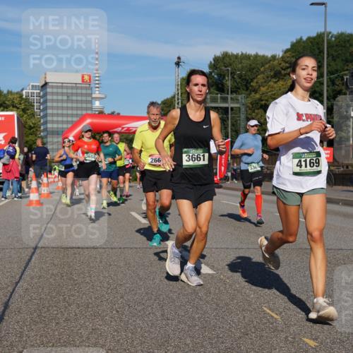 07.09.2025 - BARMER Alsterlauf Yannick Fuchs http://msf.ph/oto/8824176 07.09.2025 09:48:37 Laufen 3658, 266, 3661, 3365, 4169 meine-sportfotos.de