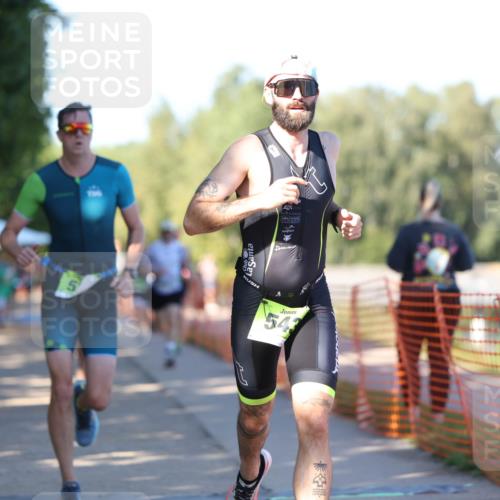 07.09.2025 - 19. Norderstedt Triathlon Michael Strokosch http://msf.ph/oto/8824179 07.09.2025 16:13:32 Laufen 403, 457, 529, 543, 932, 943, 1064, 1085, 1422 meine-sportfotos.de