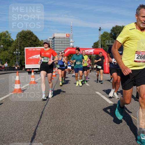 07.09.2025 - BARMER Alsterlauf Yannick Fuchs http://msf.ph/oto/8824198 07.09.2025 09:48:38 Laufen 3658, 90, 4824, 2665 meine-sportfotos.de
