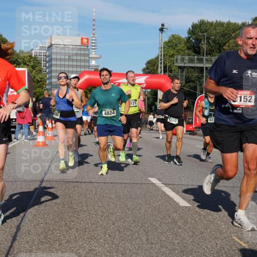 07.09.2025 - BARMER Alsterlauf Yannick Fuchs http://msf.ph/oto/8824204 07.09.2025 09:48:39 Laufen 3658, 490, 4824, 121, 627, 5342, 126, 152 meine-sportfotos.de
