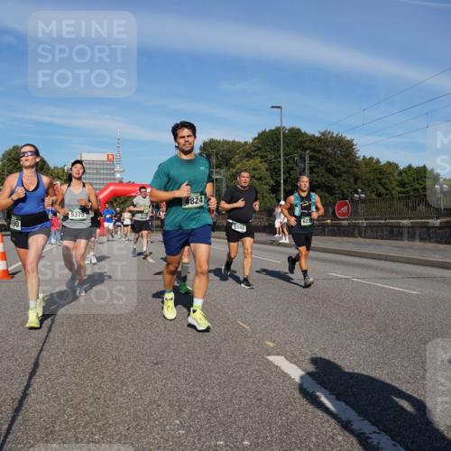 07.09.2025 - BARMER Alsterlauf Yannick Fuchs http://msf.ph/oto/8824229 07.09.2025 09:48:40 Laufen 490, 5375, 4824, 5342, 627 meine-sportfotos.de