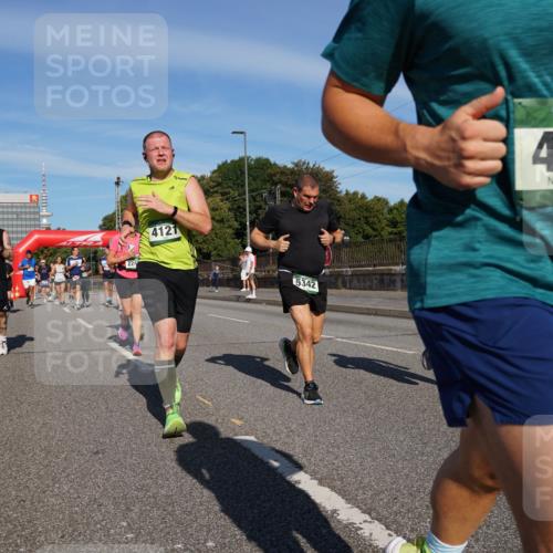 07.09.2025 - BARMER Alsterlauf Yannick Fuchs http://msf.ph/oto/8824252 07.09.2025 09:48:42 Laufen 5, 3188, 4121, 5342, 4824 meine-sportfotos.de