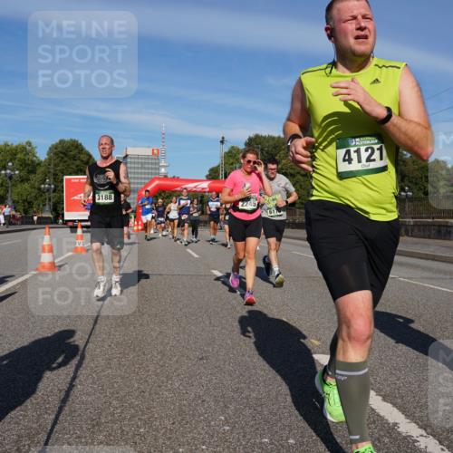 07.09.2025 - BARMER Alsterlauf Yannick Fuchs http://msf.ph/oto/8824260 07.09.2025 09:48:42 Laufen 3188, 2245, 6170, 36, 4121, 5342 meine-sportfotos.de