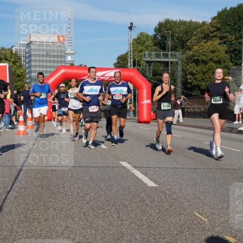 07.09.2025 - BARMER Alsterlauf Yannick Fuchs http://msf.ph/oto/8824287 07.09.2025 09:48:44 Laufen 750, 243, 3752, 2664, 2722, 8500, 3868 meine-sportfotos.de