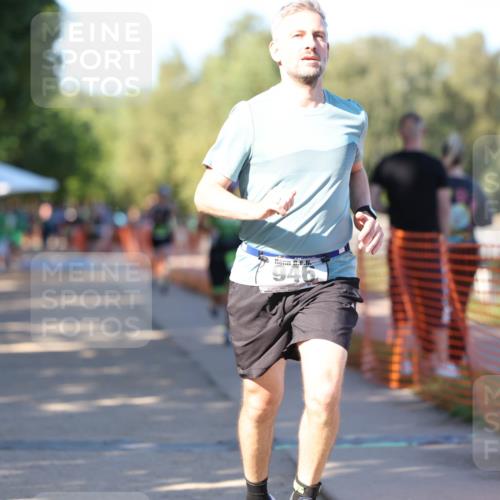 07.09.2025 - 19. Norderstedt Triathlon Michael Strokosch http://msf.ph/oto/8824320 07.09.2025 16:14:17 Laufen 473, 946, 1552 meine-sportfotos.de