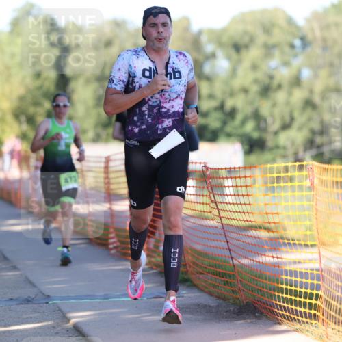 07.09.2025 - 19. Norderstedt Triathlon Michael Strokosch http://msf.ph/oto/8824326 07.09.2025 16:14:19 Laufen 473, 946, 1552 meine-sportfotos.de