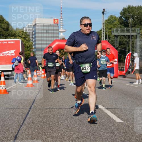 07.09.2025 - BARMER Alsterlauf Yannick Fuchs http://msf.ph/oto/8824371 07.09.2025 09:48:52 Laufen 6089, 2003, 6223, 2022, 2568 meine-sportfotos.de