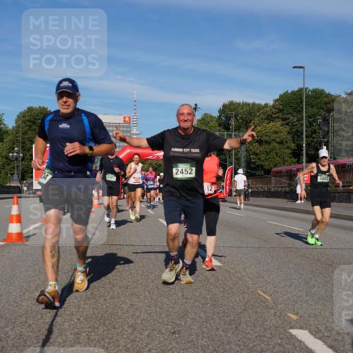 07.09.2025 - BARMER Alsterlauf Yannick Fuchs http://msf.ph/oto/8824413 07.09.2025 09:48:58 Laufen 5081, 3377, 2452, 3802, 512 meine-sportfotos.de