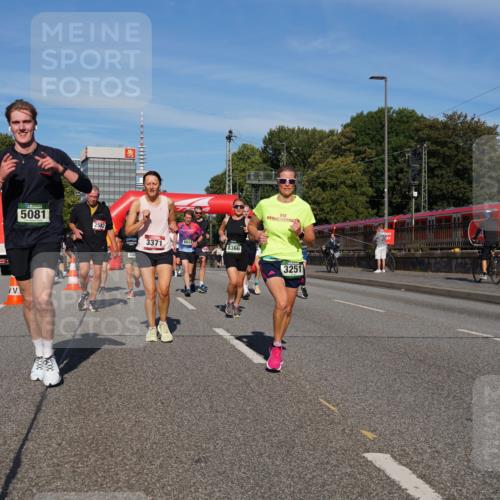 07.09.2025 - BARMER Alsterlauf Yannick Fuchs http://msf.ph/oto/8824421 07.09.2025 09:49:00 Laufen 5081, 2582, 3371, 6014, 8366, 3251 meine-sportfotos.de
