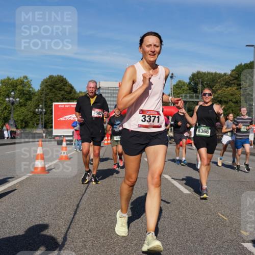 07.09.2025 - BARMER Alsterlauf Yannick Fuchs http://msf.ph/oto/8824427 07.09.2025 09:49:01 Laufen 2582, 308, 3371, 648, 8366, 57 meine-sportfotos.de