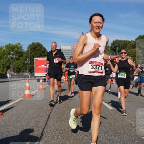 07.09.2025 - BARMER Alsterlauf Yannick Fuchs http://msf.ph/oto/8824428 07.09.2025 09:49:01 Laufen 25, 1, 3080, 3371, 81, 8366 meine-sportfotos.de