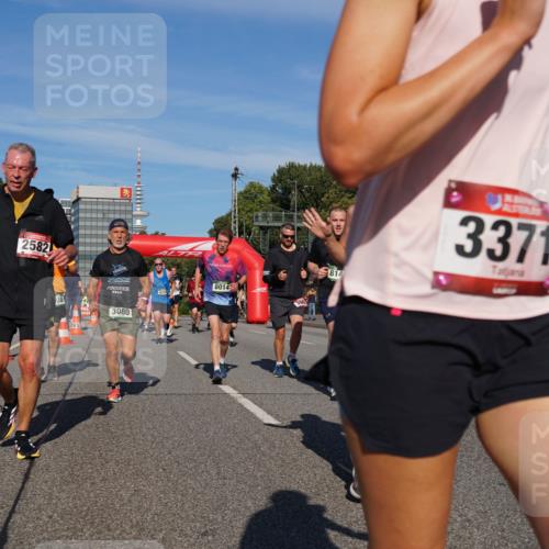 07.09.2025 - BARMER Alsterlauf Yannick Fuchs http://msf.ph/oto/8824430 07.09.2025 09:49:02 Laufen 2582, 2025, 3080, 814, 3371, 8014, 477 meine-sportfotos.de