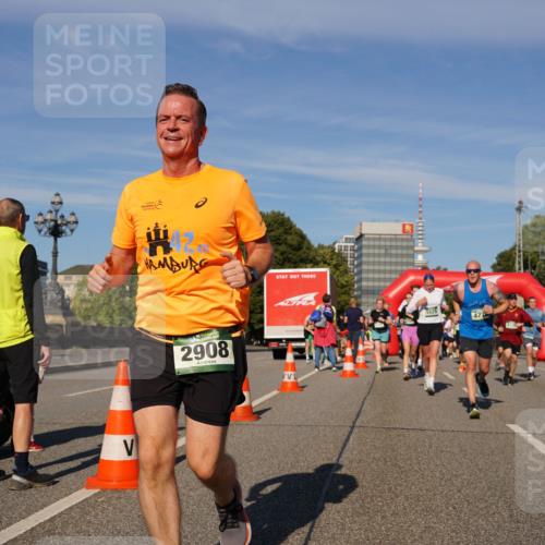 07.09.2025 - BARMER Alsterlauf Yannick Fuchs http://msf.ph/oto/8824438 07.09.2025 09:49:04 Laufen 36, 2908, 5529, 477, 3650 meine-sportfotos.de